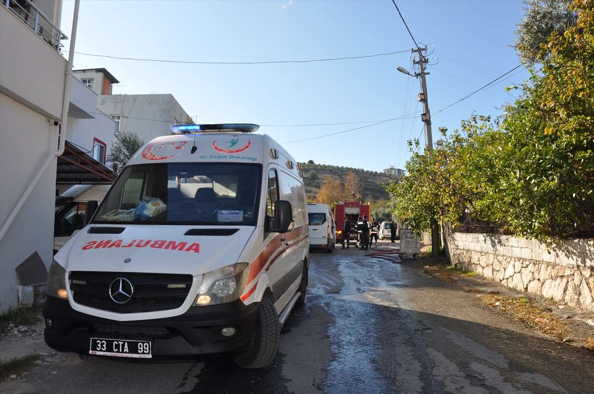 Yangın faciası! Anne markete gitti, sobadan çıkan alevler 2 kardeşi öldürdü 11